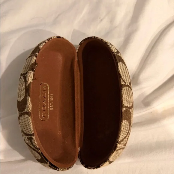 Coach sunglasses case - Picture 4 of 4